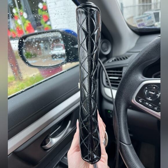 Vintage 80s Art Deco Designer Patent Leather bag in black Gold Clasp 6 - Picture 3 of 8